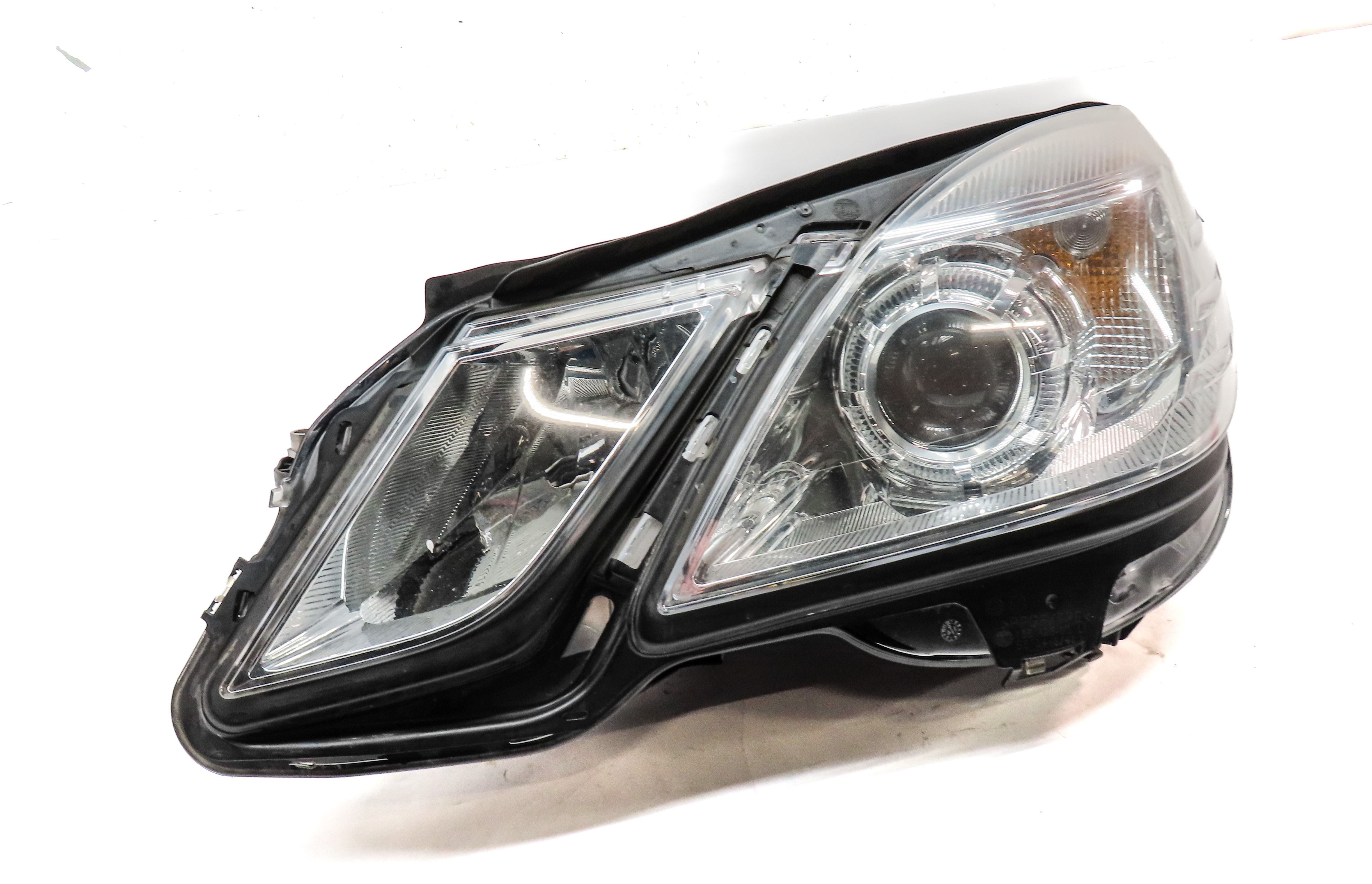 2010-2013 MERCEDES E300 E350 E400 E550 (W212) LEFT DRIVER HALOGEN HEADLIGHT LAMP — exact item pictured
